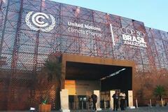 COP30、合意文書採択し閉幕