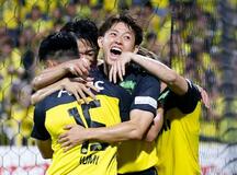 広島、横浜ＦＣが４強入り