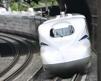 東海道新幹線、雪で遅れ