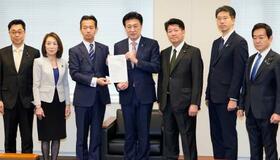 武器輸出、厳格審査を提言