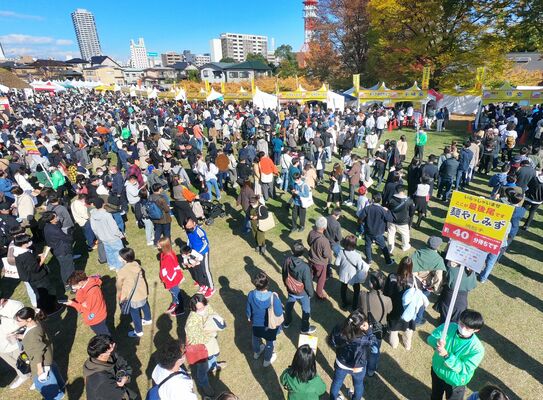 大勢の人でにぎわった2022年の「宇都宮餃子祭り」