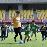 元なでしこジャパン・鮫島さん、630人の子どもたちとサッカー　カンセキスタジアムで栃木県内初フェス　