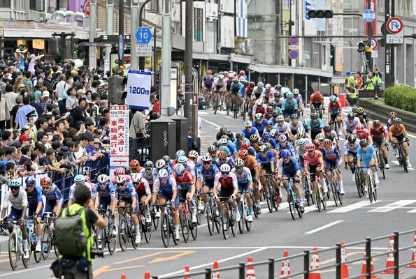 迫力のあるレースや多彩なイベントを目当てに市内外から多くの人が訪れた昨秋のジャパンカップ