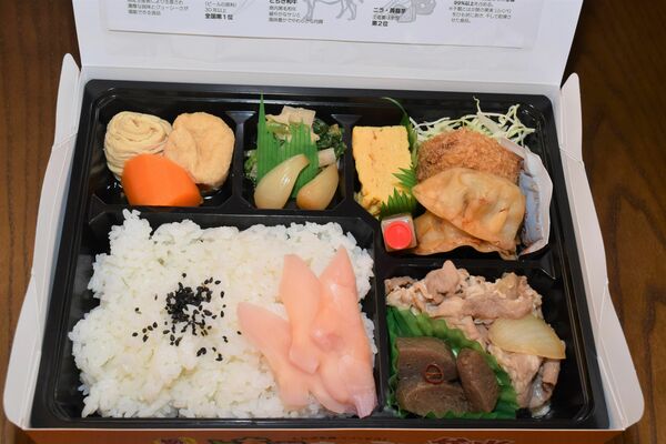栃木県の特産品を詰め合わせた「とちぎまるごと弁当」