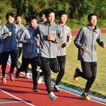都大路懸けて火花　県高校駅伝きょう号砲