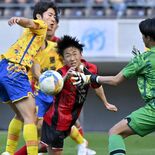 矢板中央、遠かった１点　全国高校サッカー選手権３回戦　PK阻まれ、攻勢…