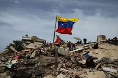 ベネズエラ、地震の死者３千人超