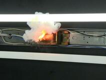 古い照明器具に発火恐れ