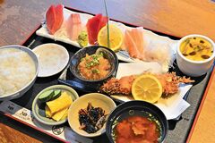 割烹　魚勇刺身定食