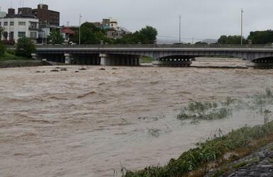 「ダブル台風」に警戒、上陸も