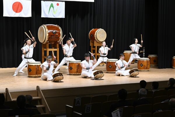 力強い演奏を披露した那須小川まほろば太鼓保存会
