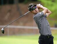 阿久津未来也が単独首位発進