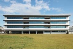 「三菱電機ZEB関連技術実証棟『SUSTIE』」が世界最大規模の環境建築技術賞においてアジア地域優秀賞を受賞