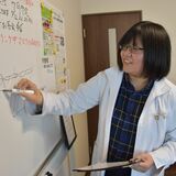 想像超える生きづらさ　制度や理解、道半ば