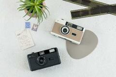 昔ながらのフィルムカメラ