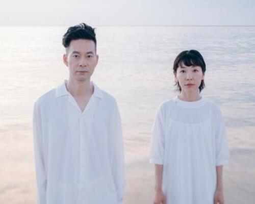 　ハンバートハンバートの佐藤良成（左）と佐野遊穂