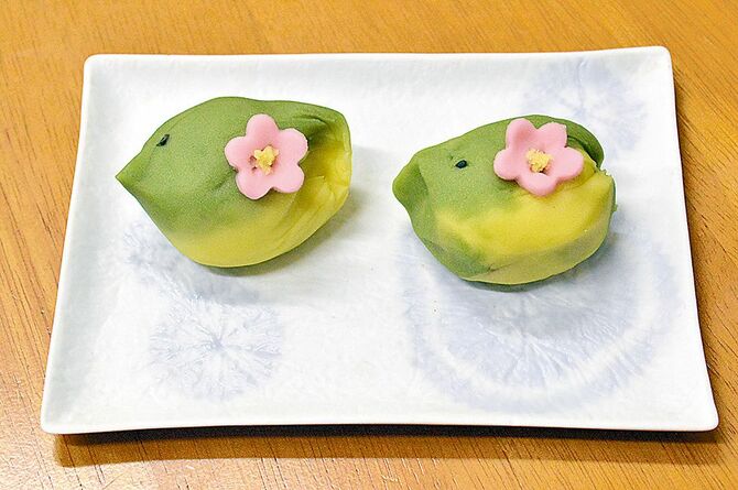 春を感じさせる美しい上生菓子「練り切り」。平澤さんが作った品は一目瞭然です