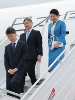 両陛下、オランダ到着
