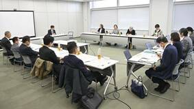 カスハラ具体例示す　　