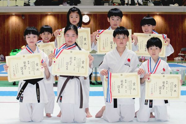 個人組手の優勝者