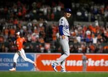 山本、九回２死まで無安打の快投