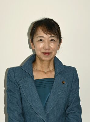 西本由利子氏