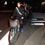 夕暮れ時は反射材着用を　矢板中央高サッカー部　自転車走行で効果アピール　