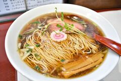 居酒屋＠0054ml（アットマークゼロゼロゴーヨンミリリットル）中華そば