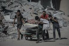 イスラエル、ガザ空爆9人死亡