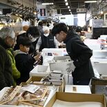「スーパーより安い」正月用品求め5000人　小山　卸売市場特別開放始ま…