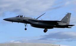 防衛交流で空自戦闘機がドイツ着