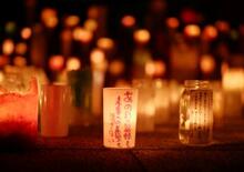 被災地で犠牲者悼む光のイベント