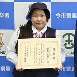 汗びっしょりの高齢女性に「大丈夫？」　保護したヤクルトレディーに感謝状…