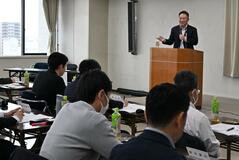 中小の本業支援 在り方を考える