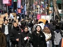 ＢＴＳ人気でぼったくり根絶へ