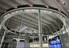 東証、一時最高値を更新