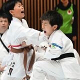 宇都宮Aが2年ぶり頂点 空手全国選手権栃木県予選・団体組手高学年 逆転で大田原下す