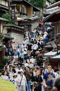 訪日客、最速で３千万人突破