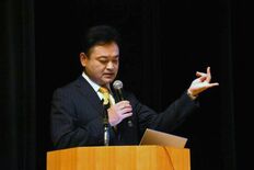 悩み抱えず まずは受診