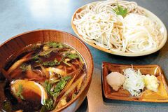 そば処　遊蕎（ゆうきょう）鴨汁三色そば