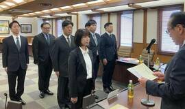 勤務４年目署員 ８人に感謝状 