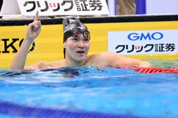 　男子２００メートル個人メドレーで、１分５５秒６０をマークし優勝した松下知之＝東京アクアティクスセンター