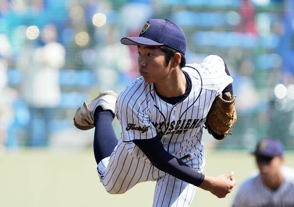 投打でチームを引っ張った幸福の三角＝エイジェック、橋本裕太撮影