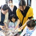 「そらいろコアラ」が親子向けハロウィンイベント開催 自治医大生と工作やゲームで交流 真岡