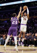 八村は８得点、レーカーズ勝つ