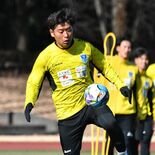 「特別なクラブ」恩返し胸に古巣復帰 空中戦の強さは健在 栃木SC 5 …