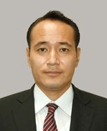 「性的少数者」発言で野党辞任要求　文科副大臣「いわれはない」と拒否　