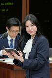 聴覚障害議員の斉藤氏、初質疑