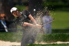 金谷拓実が4打差8位に浮上