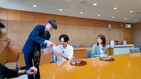 「公務員の昼休み」異例のヒット